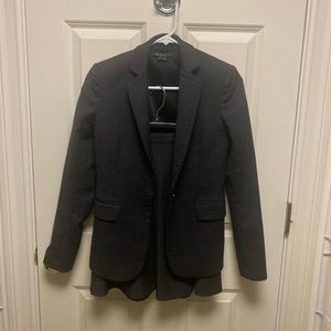 Women’s Theory Suit.